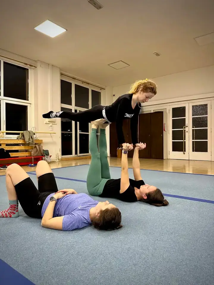 Kurz AcroYogy pro začátečníky